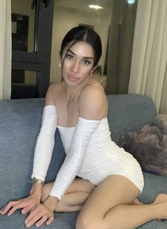 SANDY New in Bahrain - Transsexual escort in Al Manama Photo 10 of 15