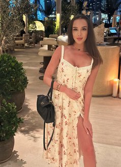 Sandy - escort in Al Manama Photo 21 of 22