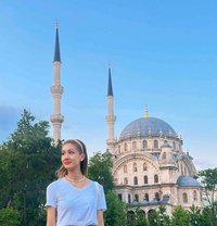 Sandy - puta in İstanbul