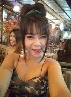 Sandy - puta in Bangkok Photo 3 of 7