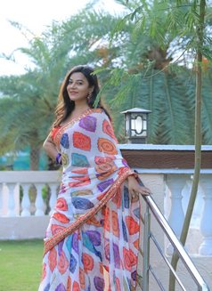 Sandya Reddy - escort in Hyderabad Photo 1 of 4