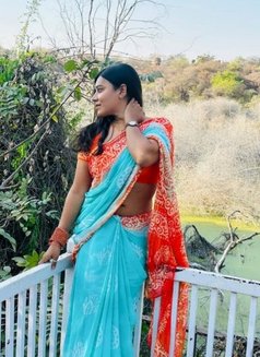 Sandya Reddy - puta in Hyderabad Photo 4 of 4