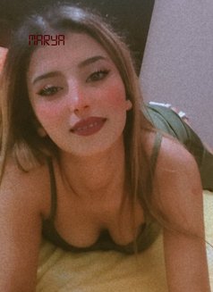 Sanfoura - puta in Beirut Photo 5 of 6