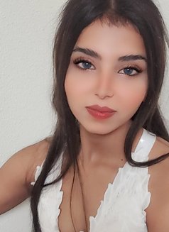 Sanfoura - escort in Beirut Photo 3 of 7