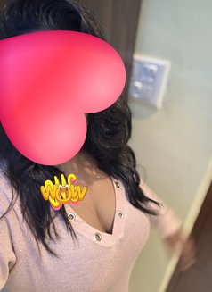Sangeeta Das Cam and Meet - escort in Kolkata Photo 2 of 3
