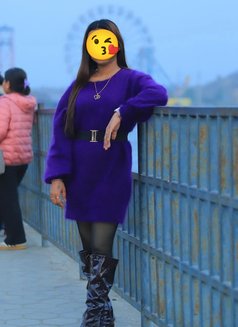 Fully hand cash service available - escort in Kathmandu Photo 2 of 2