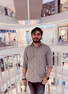 Sangram Kunar - Male escort in Ahmedabad Photo 7 of 9