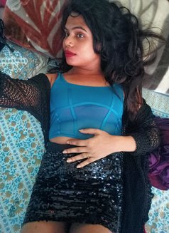Sani - Transsexual escort in New Delhi Photo 6 of 11