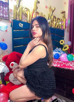 Sani - Transsexual escort in New Delhi Photo 9 of 11