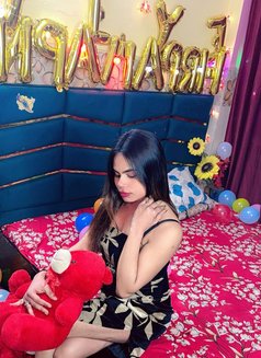 Sani - Transsexual escort in New Delhi Photo 10 of 11