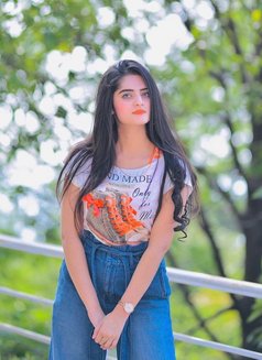 Sania Pakistani Model - escort in Dubai Photo 1 of 3