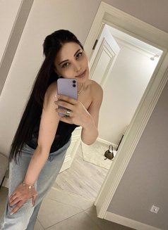 Sania Riyadh - escort in Riyadh Photo 4 of 6
