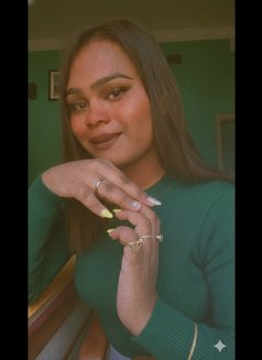 Sanika - Acompañantes transexual in Kolkata Photo 1 of 5