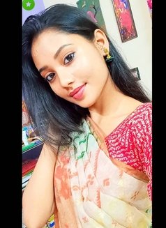 Saniya best cam with real meet available - puta in Pune Photo 4 of 4
