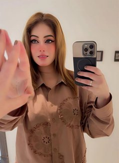 Saniya Big Boobs (Incall 600 & Outcall) - puta in Dubai Photo 15 of 17