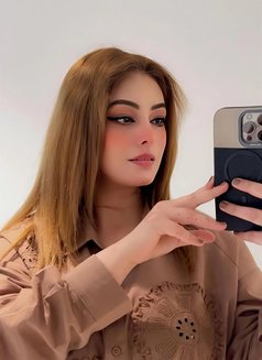 Saniya Big Boobs (Incall 600 & Outcall) - puta in Dubai Photo 17 of 17