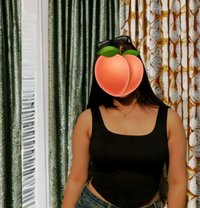 Saniya (Cam & Meet) - puta in Noida Photo 8 of 8