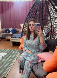 Saniya Gill - escort in Dubai Photo 1 of 5