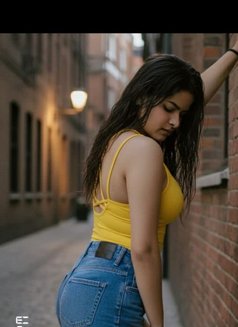 Saniya - escort in Pune Photo 8 of 11