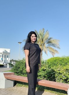 Saniya - escort in Muscat Photo 2 of 4