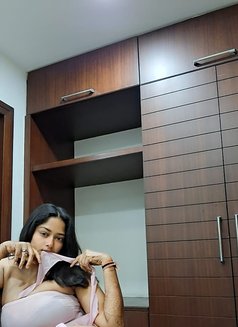 Sanjana 24*7 Escort Chennai-Direct Cash - puta in Chennai Photo 2 of 8