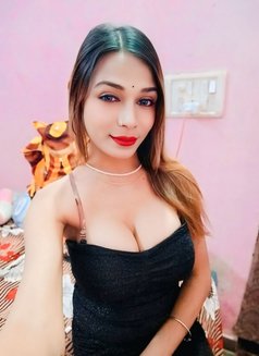 Sanjana hot girl - Transsexual escort in New Delhi Photo 5 of 7