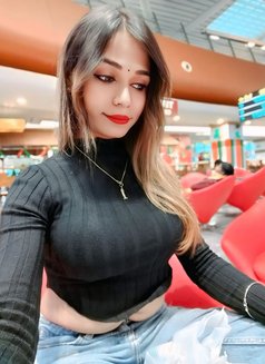 Sanjana hot girl - Acompañantes transexual in New Delhi Photo 10 of 11