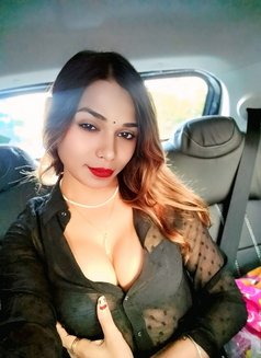 Sanjana hot girl - Acompañantes transexual in Pune Photo 9 of 9