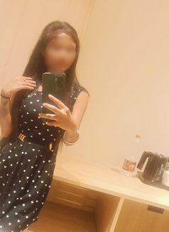 Sanjana Independent Cash pay Young sexy - puta in Pune Photo 4 of 8