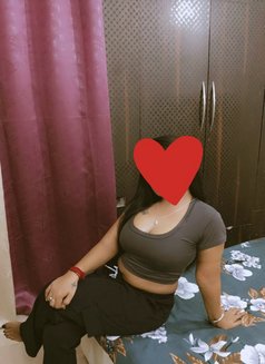 Sanjana independent 🫦 - escort in Noida Photo 2 of 4