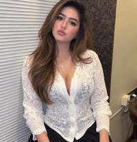 Sanjana - puta in Ahmedabad