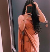 Sanjana - puta in Gurgaon