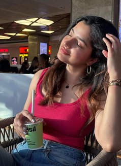 Sanjana - escort in Hyderabad Photo 2 of 5