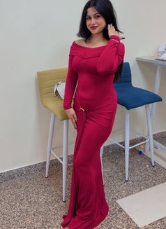 Poonam - escort in Mumbai Photo 1 of 3
