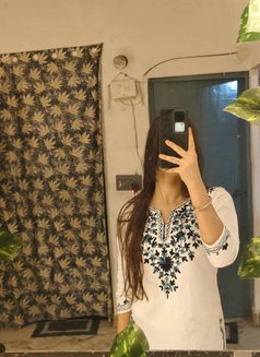 Sanjana - escort in New Delhi Photo 4 of 11