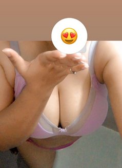 Sanjana - escort in Noida Photo 5 of 5