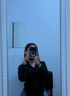 Sanjana - escort in Vadodara Photo 1 of 3