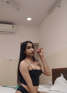 Sanjana - Transsexual escort in Jaipur Photo 7 of 10