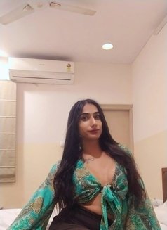 Sanjana - Transsexual escort in Jaipur Photo 8 of 10