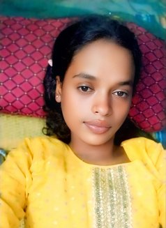 Sanjana Queen Available Hyderabad - puta in Hyderabad Photo 2 of 2