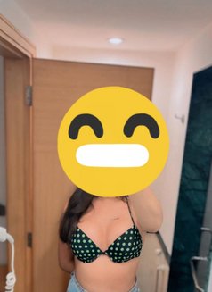 Sanjana Real and Online Service - Transsexual escort in Noida Photo 7 of 8