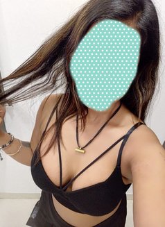 Sanjana Real Meet - escort in Hyderabad Photo 1 of 1