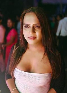 Sanjana Roy - Dominadora transexual in Jaipur Photo 4 of 14