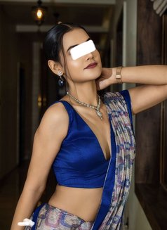 Sanjana Sharma - puta in Pune Photo 17 of 22