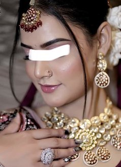 Sanjana Sharma - puta in Pune Photo 18 of 22