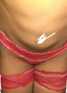 Sanjana - Transsexual escort in Bangalore Photo 9 of 10