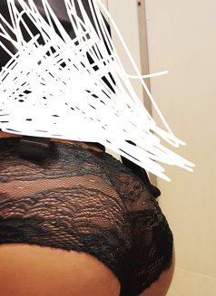 Sanjana - Transsexual escort in Bangalore Photo 10 of 10