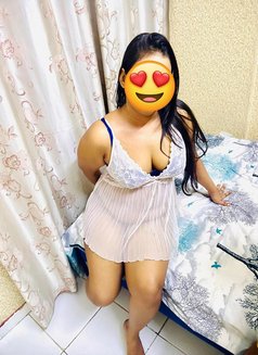 Sanjana - puta in Dubai Photo 7 of 7