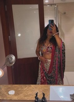 Sanjana Super Hot Escort - escort in New Delhi Photo 1 of 3