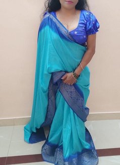 Sanjanabosefive - escort in Bangalore Photo 4 of 5